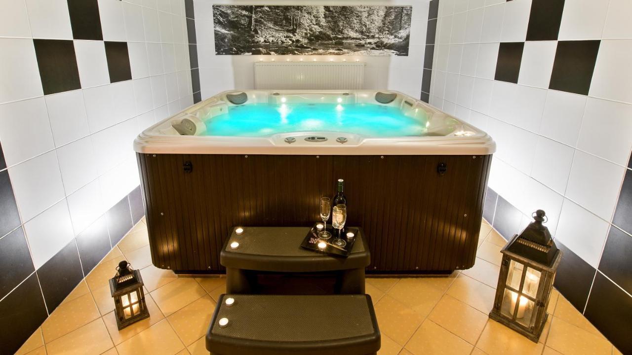 Wellness Penzion Eva Dolni Moravice Ngoại thất bức ảnh